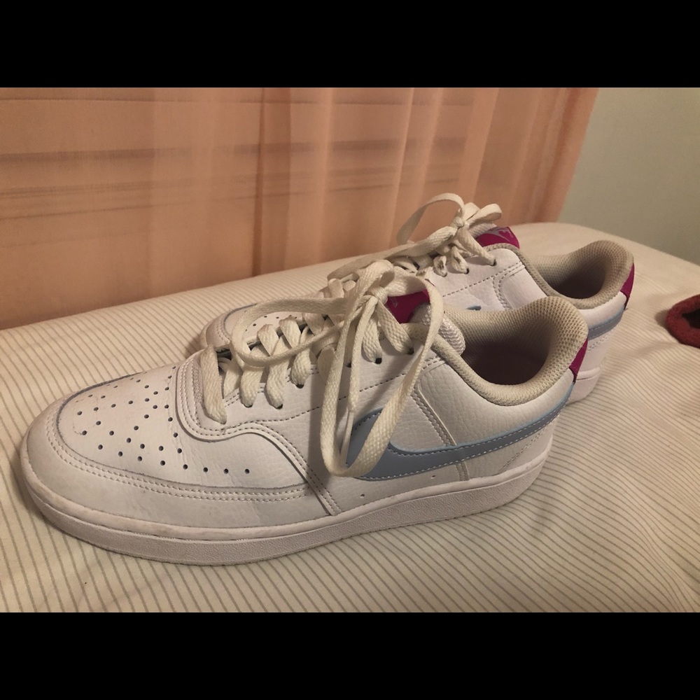 Nike Court Visions